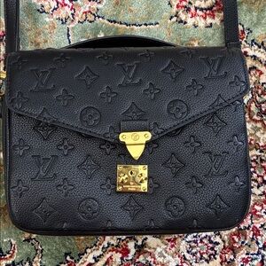 Black logo purse